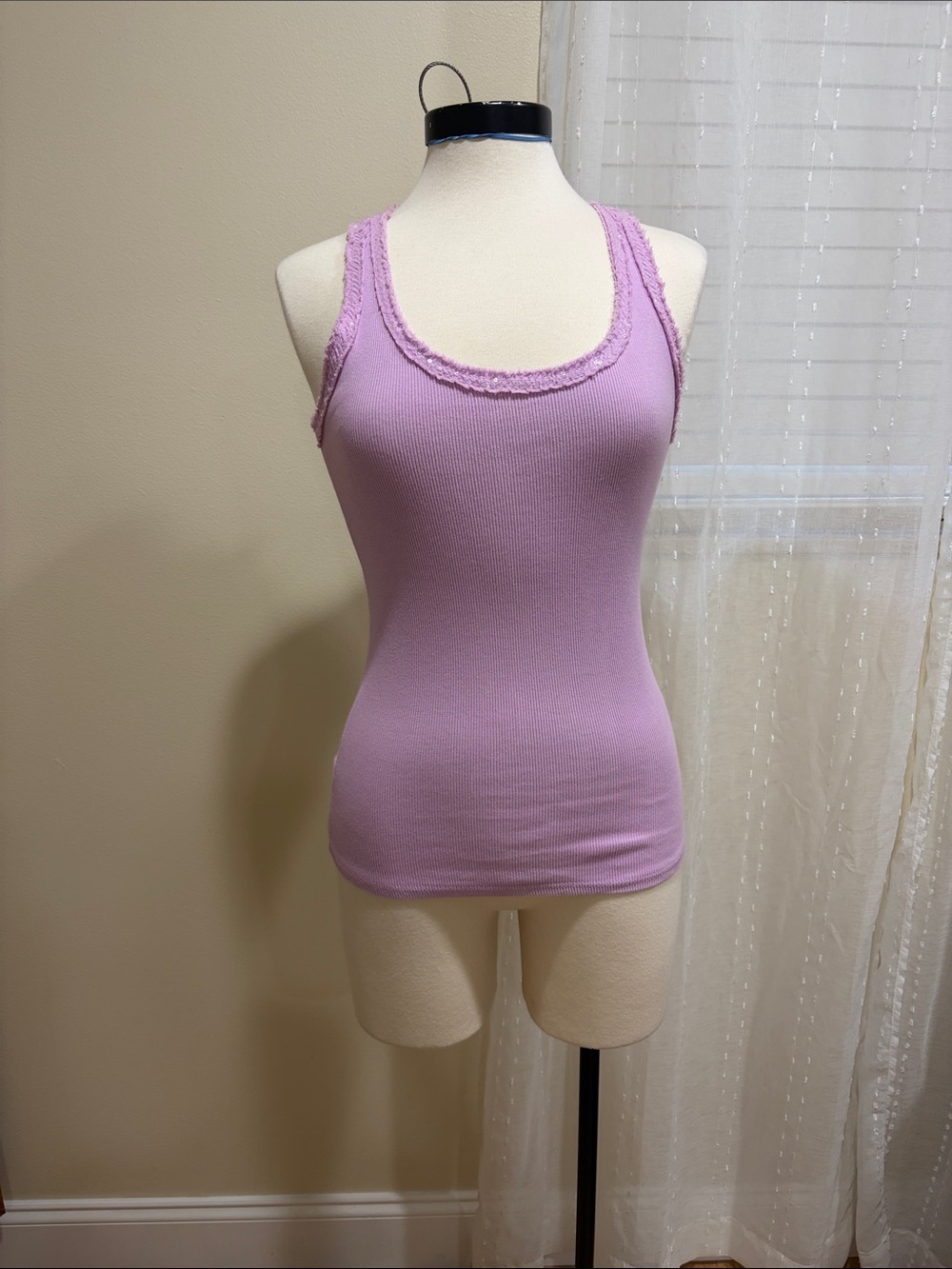Lilac Scoop Neck Ribbed Tank Top - Women's Casual Layering Tee size small